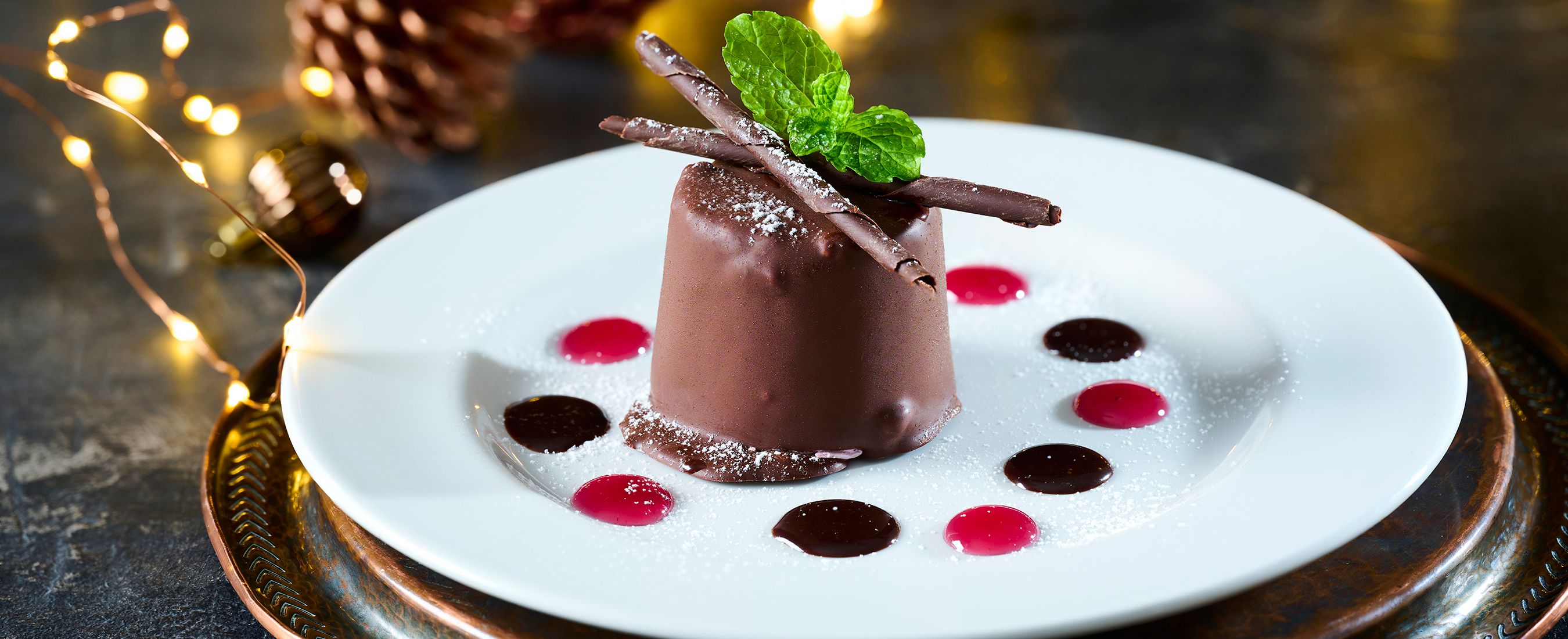 Boxing Day Lunch & Dinner at The Golden Lion in Bromsgrove