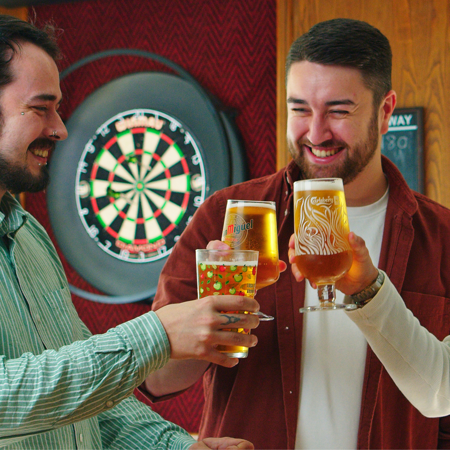 Raise a glass This Father's Day at The Golden Lion in Bromsgrove!